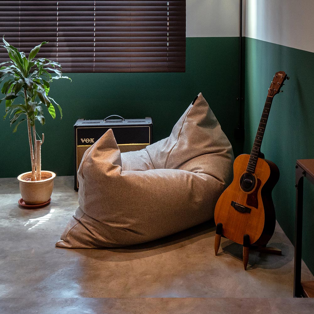 Vesuvius – Linen-Style Upholstery and Synthetic Suede Versatile Bean Bag