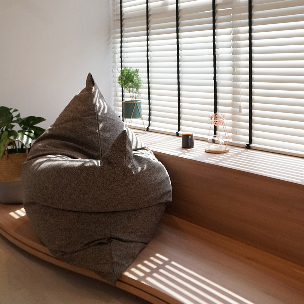 Vesuvius – Linen-Style Upholstery and Synthetic Suede Versatile Bean Bag