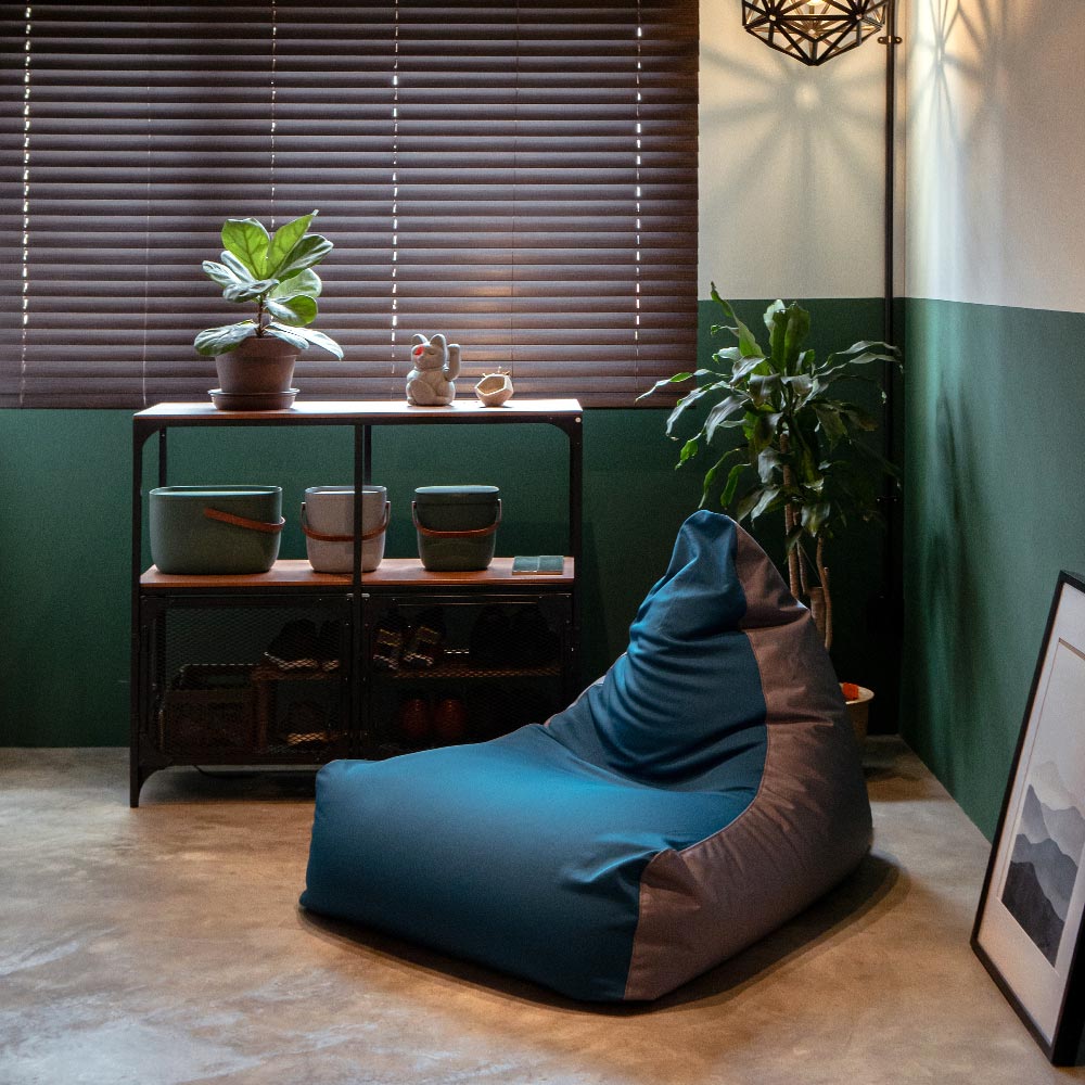 fwoomp – spandex bean bag lounger