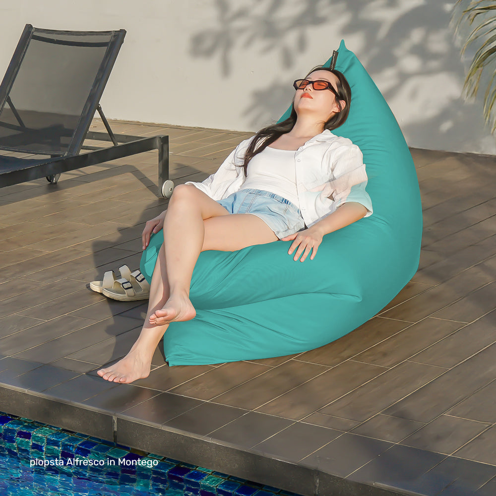 plopsta’ Alfresco – outdoor bean bag that can float